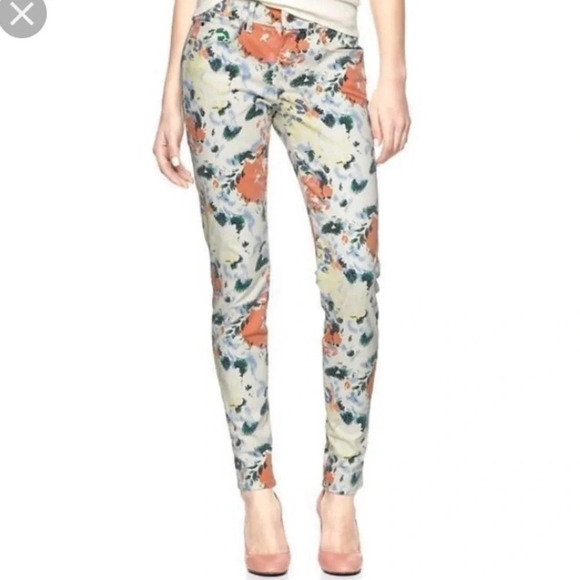 GAP Pants - GAP Maternity Floral Jeggings